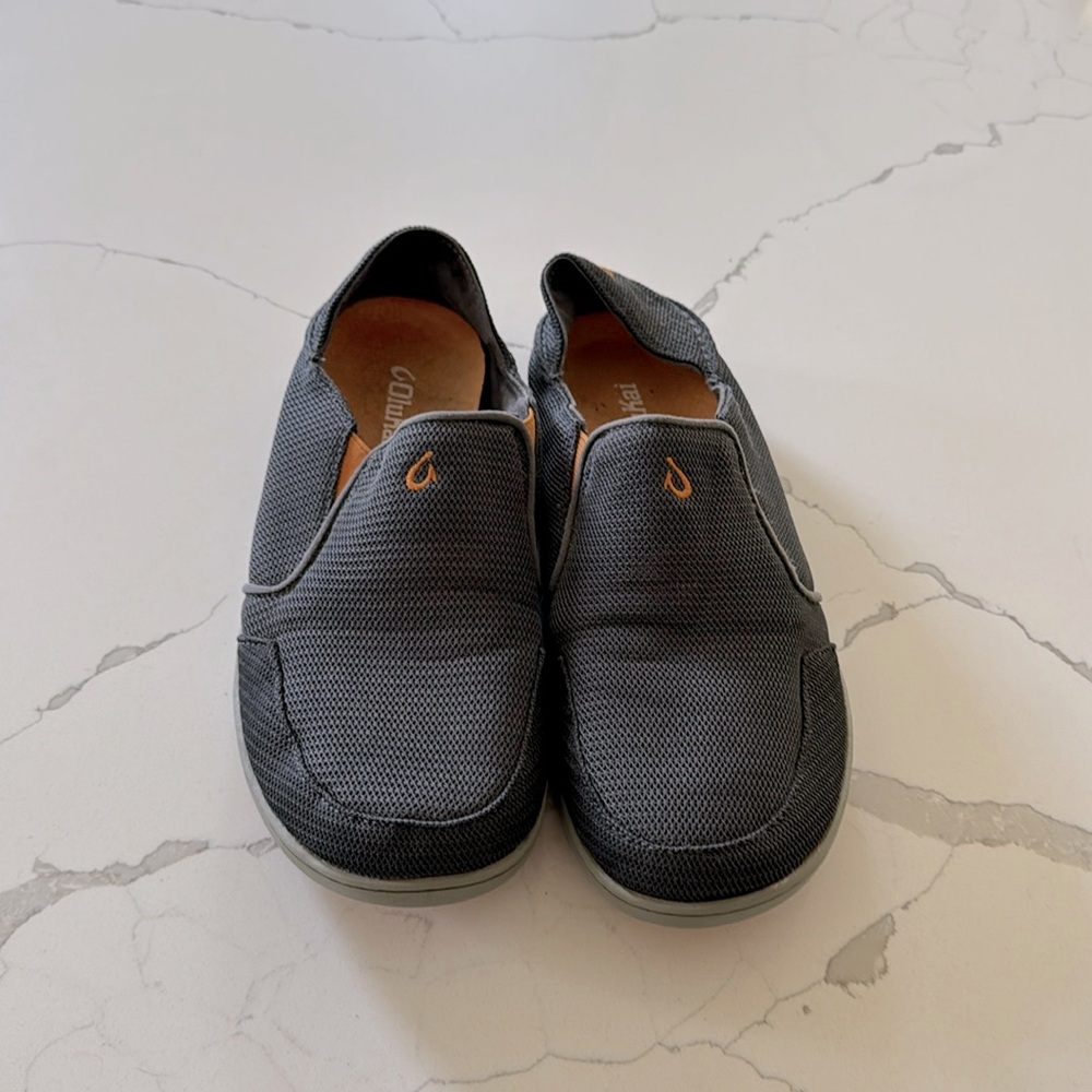 OluKai gray Nohea Mesh water shoes size US 9 Men’s